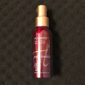 Jane Iredale Pommisst hydrating spray